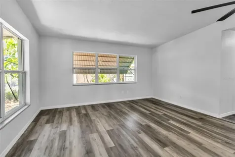 2317 2nd Avenue E Bradenton FL 34208