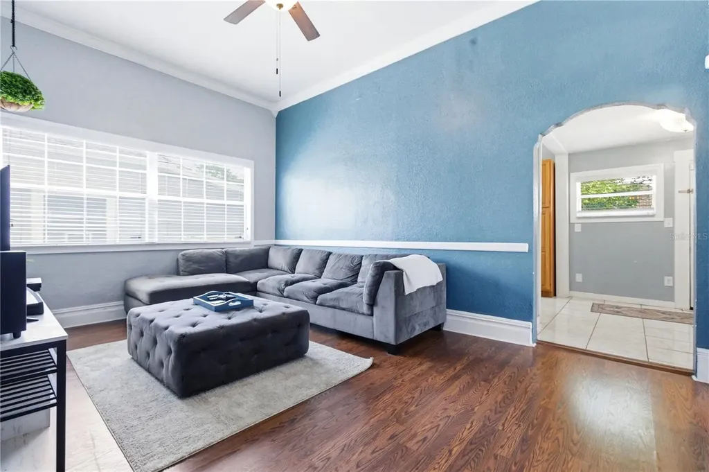 2318 W Cordelia Street Tampa FL 33607