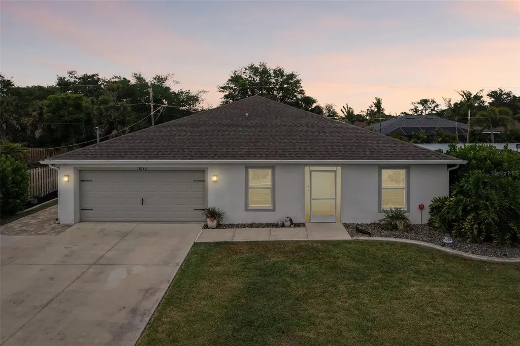 18142 Griffen Avenue Port Charlotte FL 33948