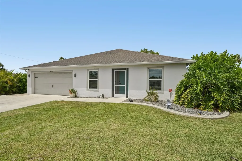 18142 Griffen Avenue Port Charlotte FL 33948