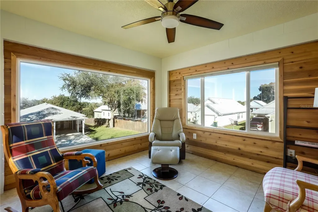 260 S Central Avenue Umatilla FL 32784