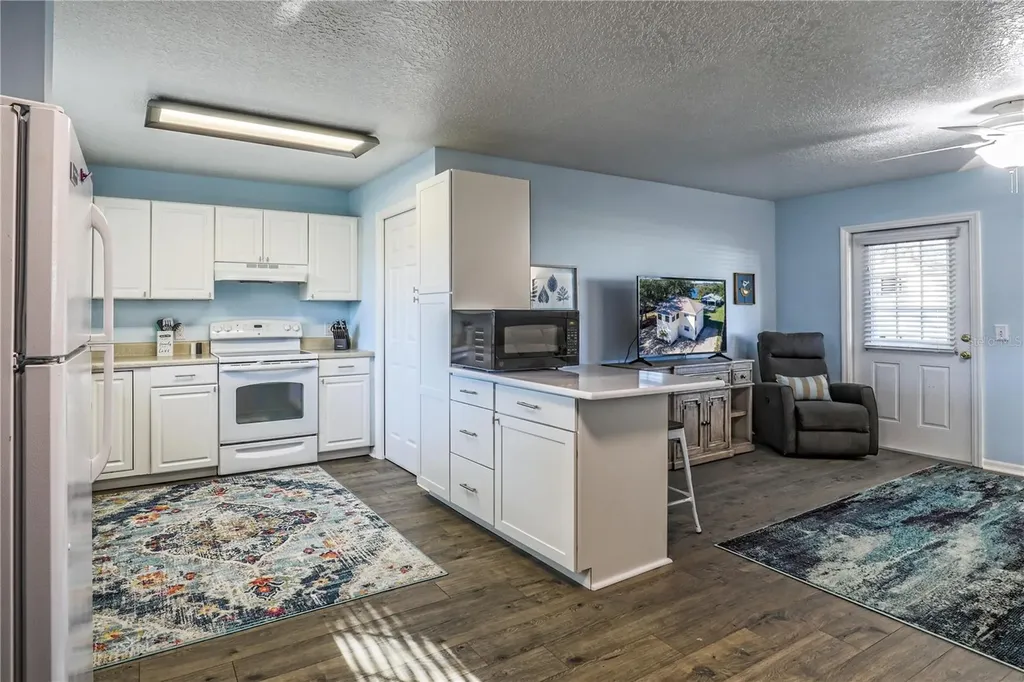 260 S Central Avenue Umatilla FL 32784