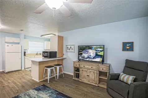 260 S Central Avenue Umatilla FL 32784