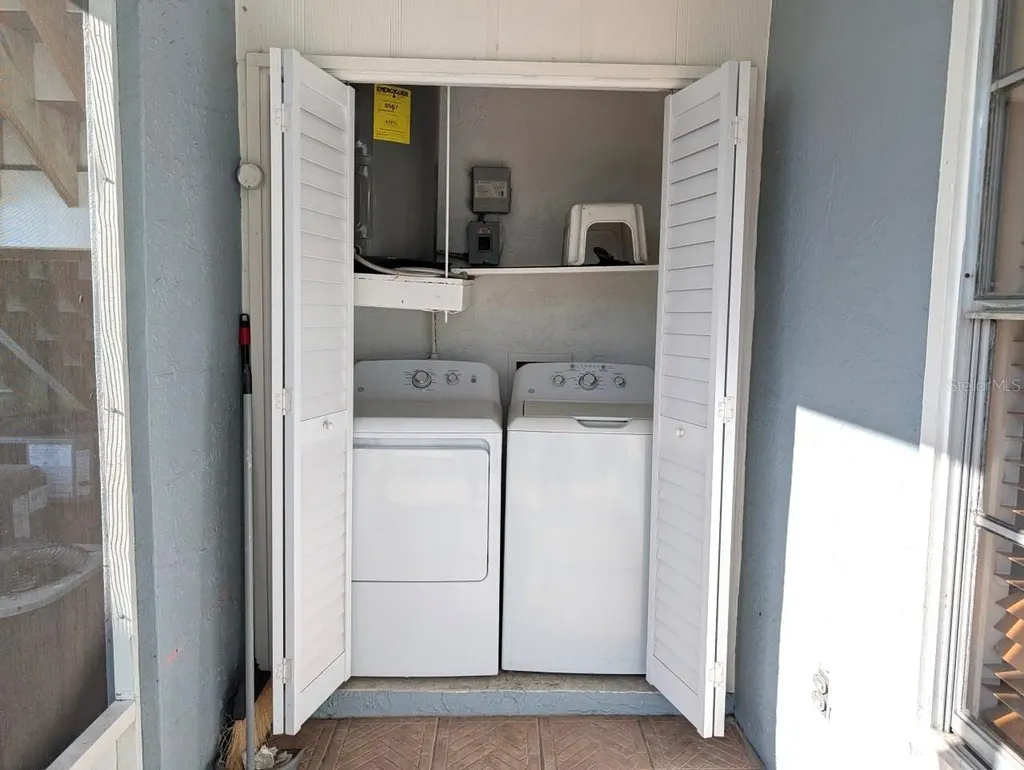 3781 59th Avenue W Bradenton FL 34210