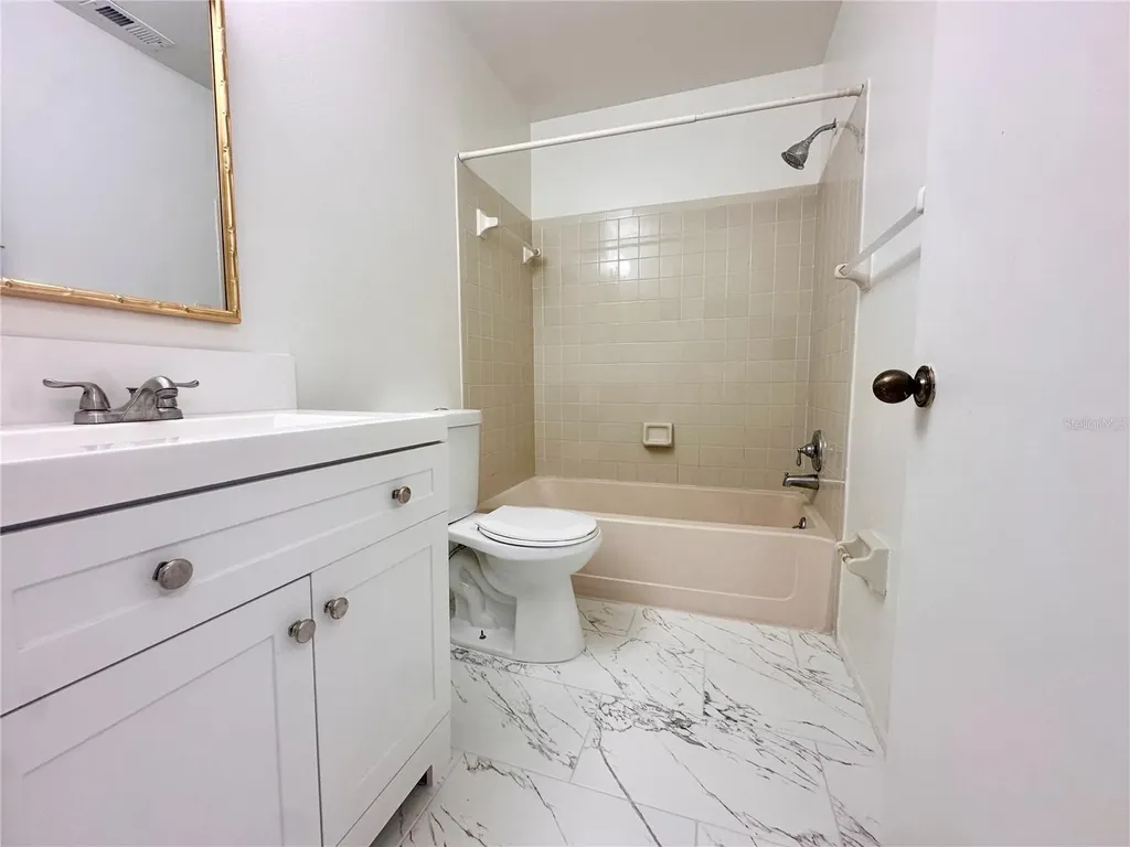 3781 59th Avenue W Bradenton FL 34210