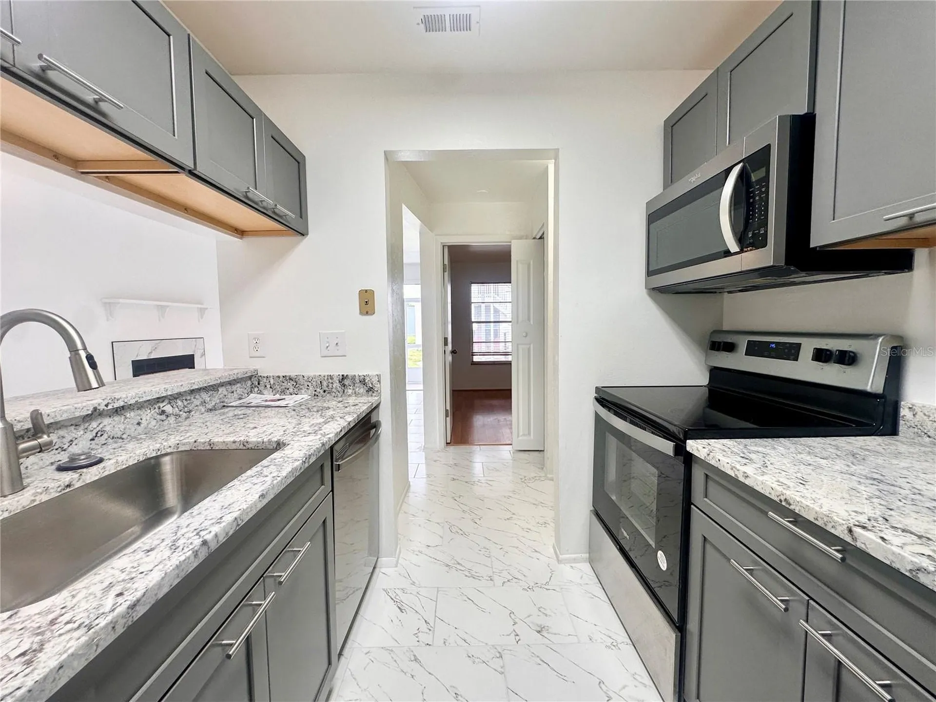 3781 59th Avenue W Bradenton FL 34210