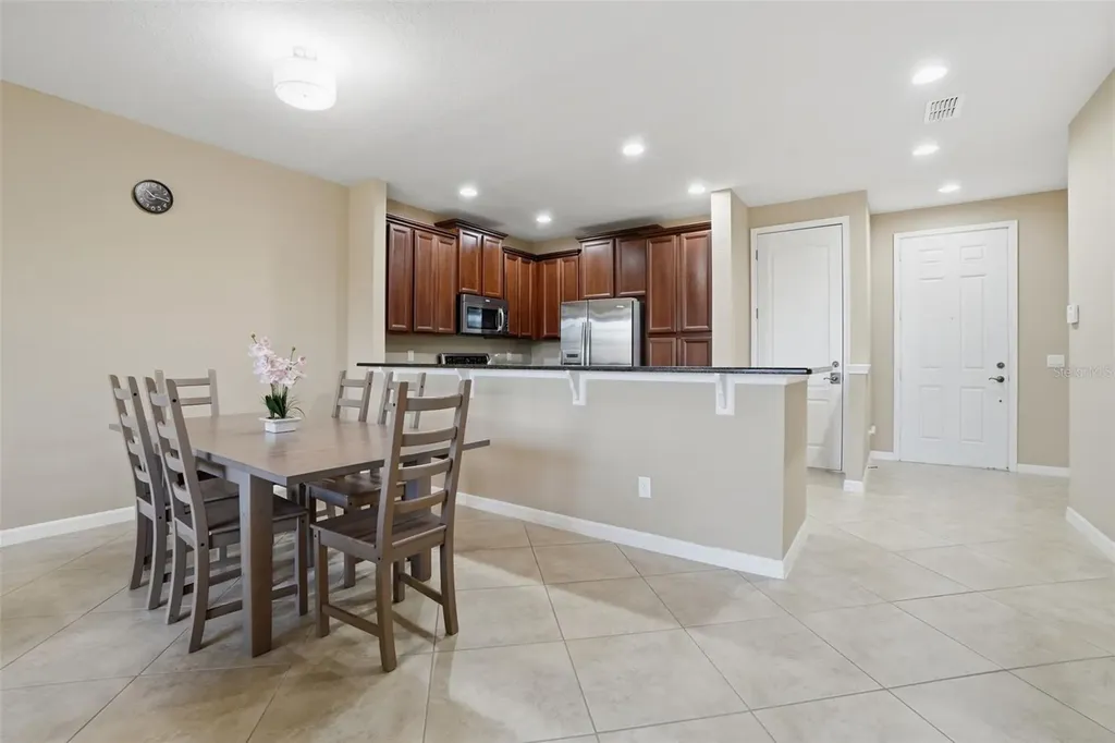 8076 Prestbury Drive Orlando FL 32832