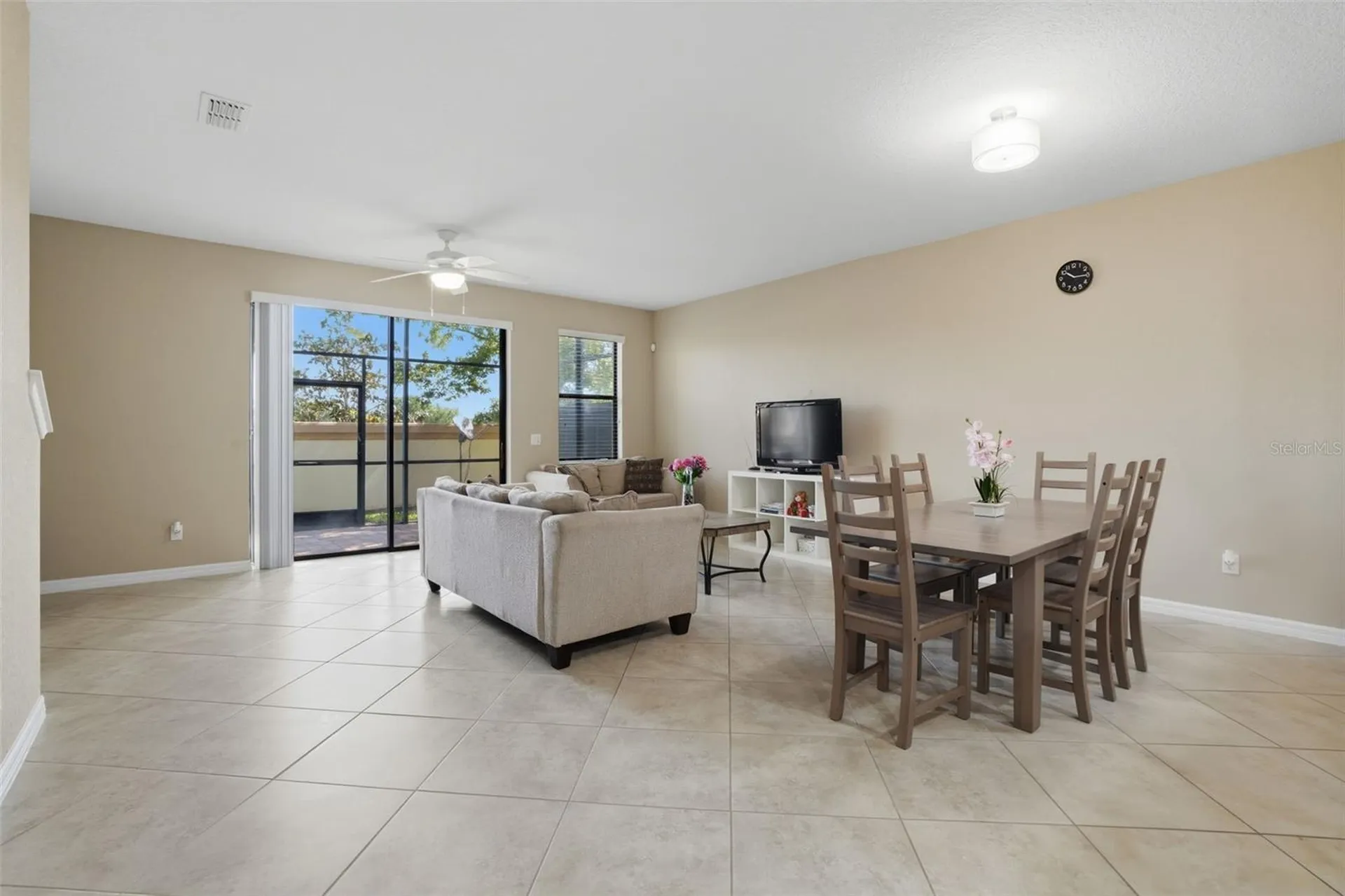 8076 Prestbury Drive Orlando FL 32832