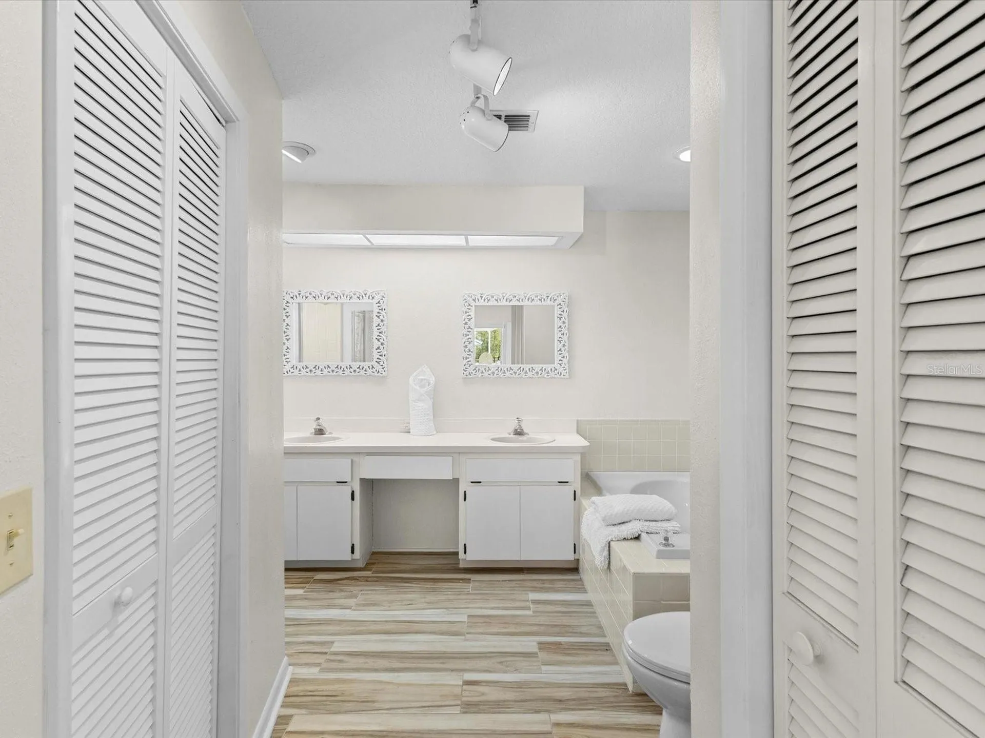 8052 Spring Hill Drive Spring Hill FL 34606
