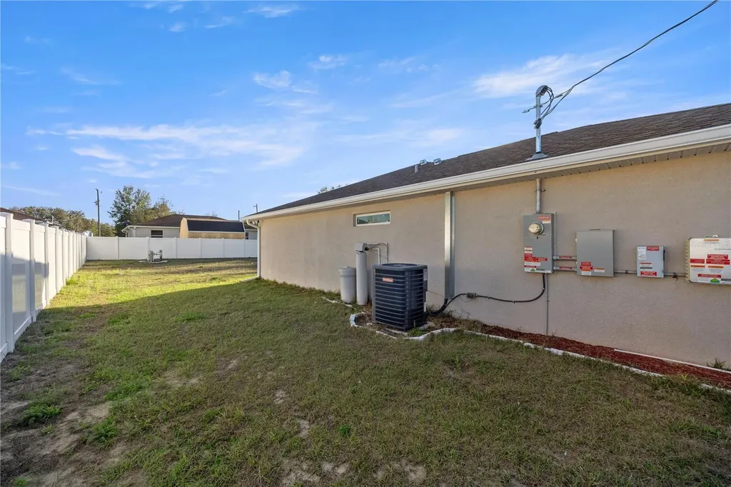 13196 SW 106th Street Dunnellon FL 34432