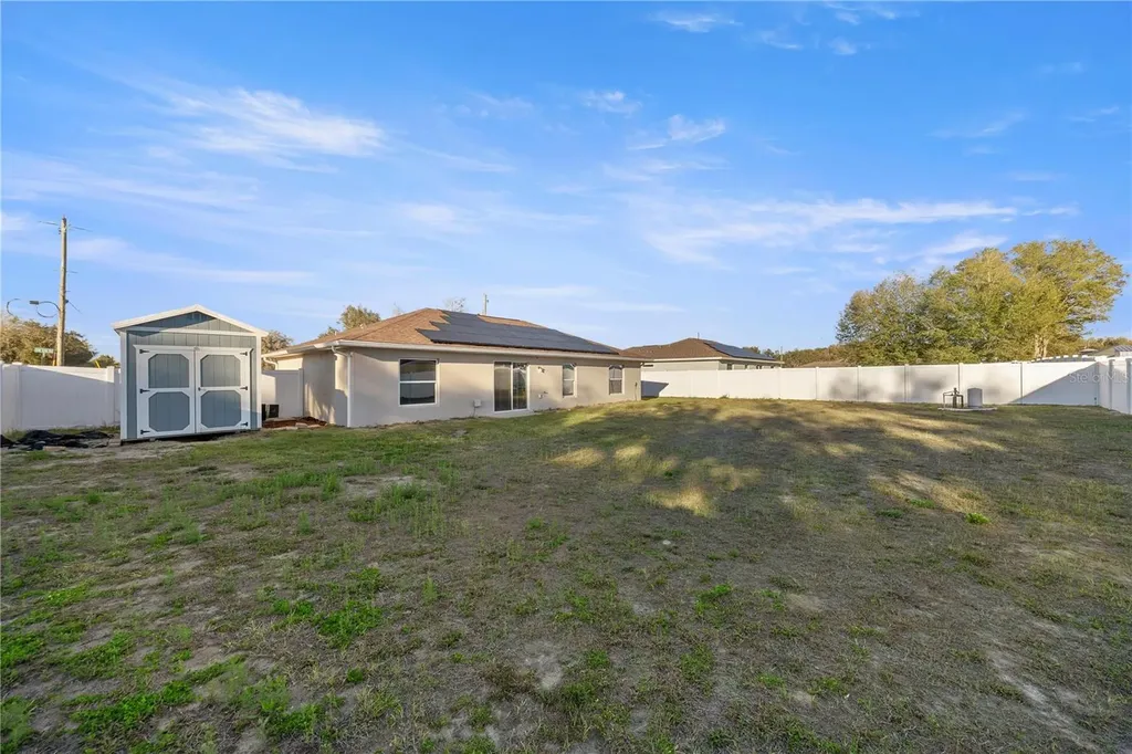 13196 SW 106th Street Dunnellon FL 34432