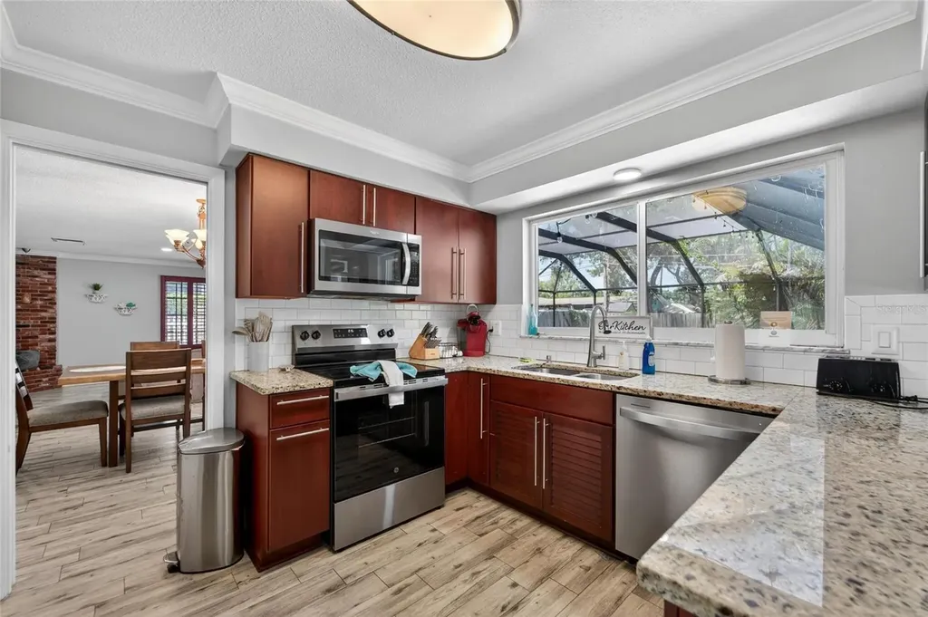 1894 Oakdale Lane N Clearwater FL 33764