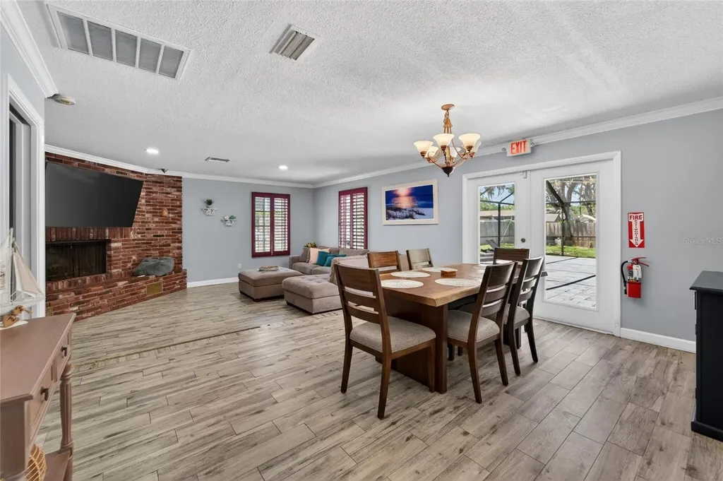 1894 Oakdale Lane N Clearwater FL 33764