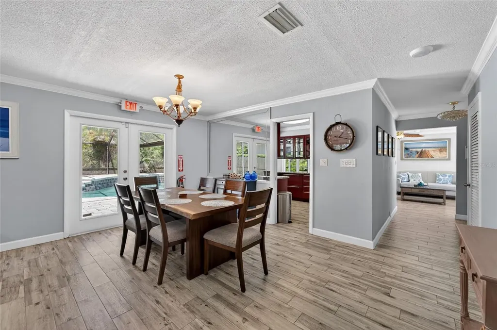 1894 Oakdale Lane N Clearwater FL 33764