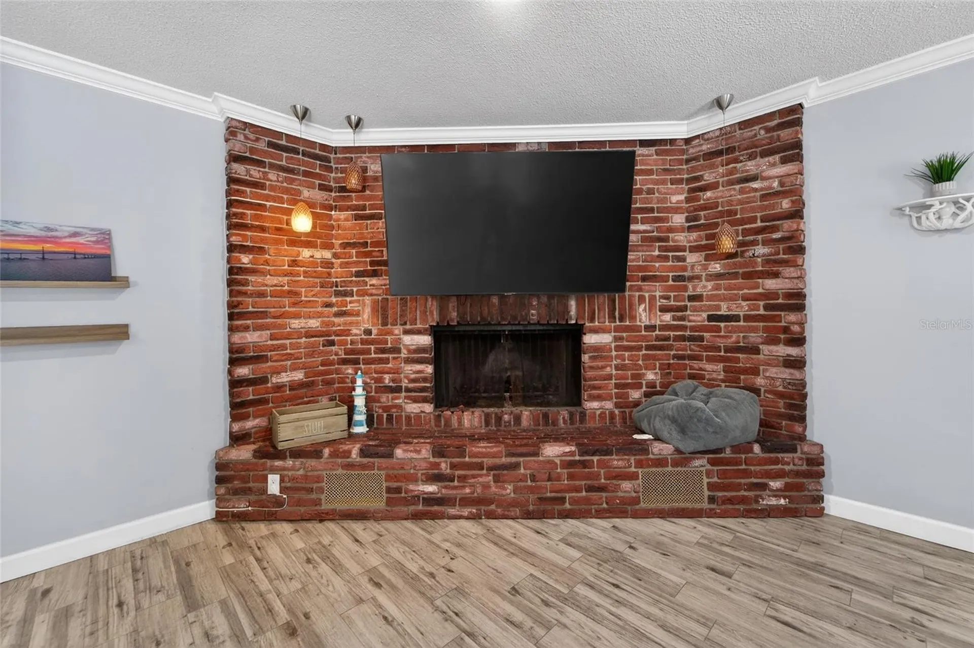 1894 Oakdale Lane N Clearwater FL 33764