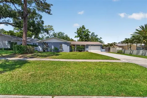 1894 Oakdale Lane N Clearwater FL 33764