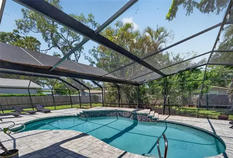 1894 Oakdale Lane N Clearwater FL 33764