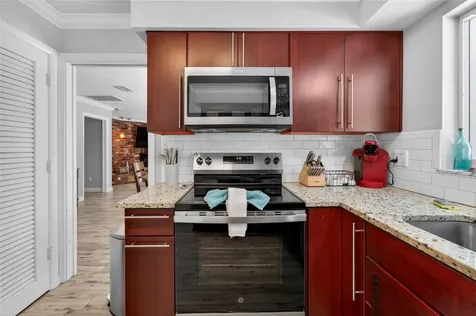 1894 Oakdale Lane N Clearwater FL 33764