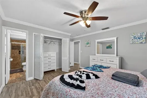 1894 Oakdale Lane N Clearwater FL 33764