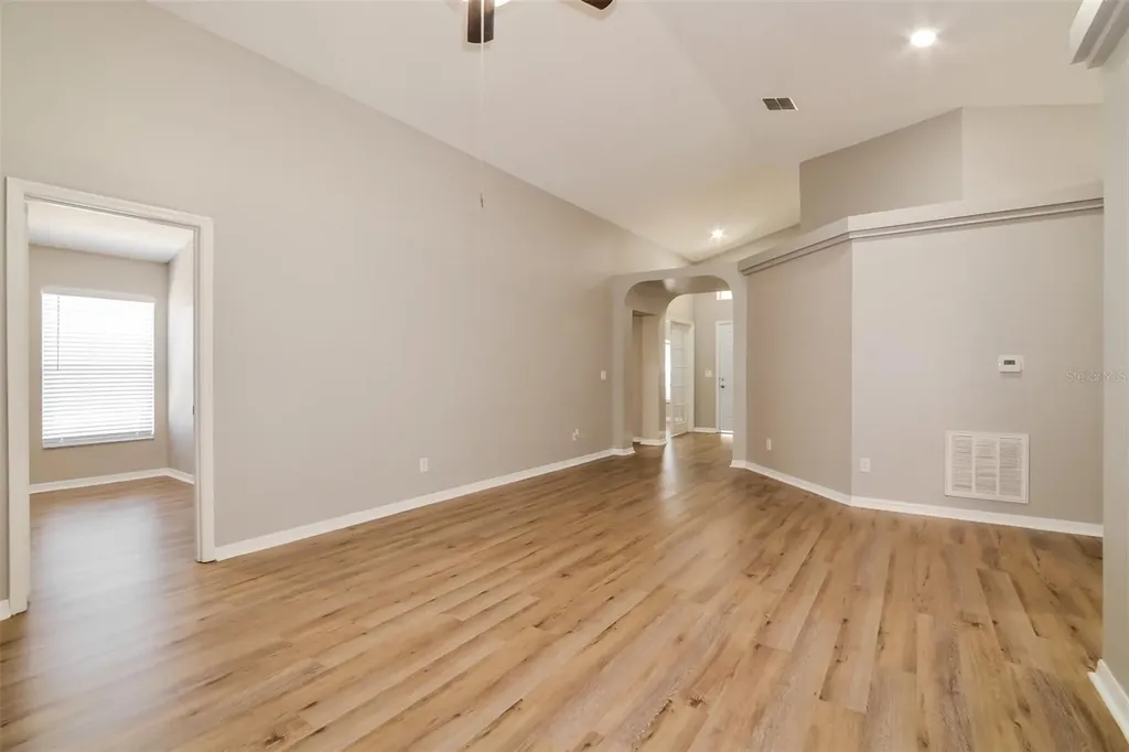1073 Sheeler Hills Drive Apopka FL 32703