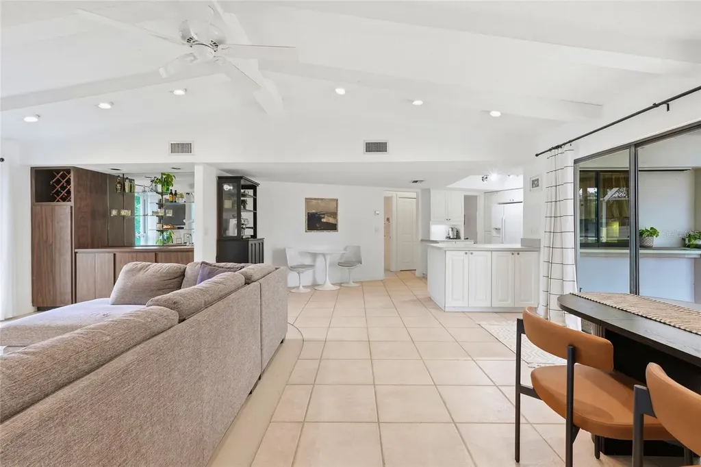 3927 Country View Lane Sarasota FL 34233
