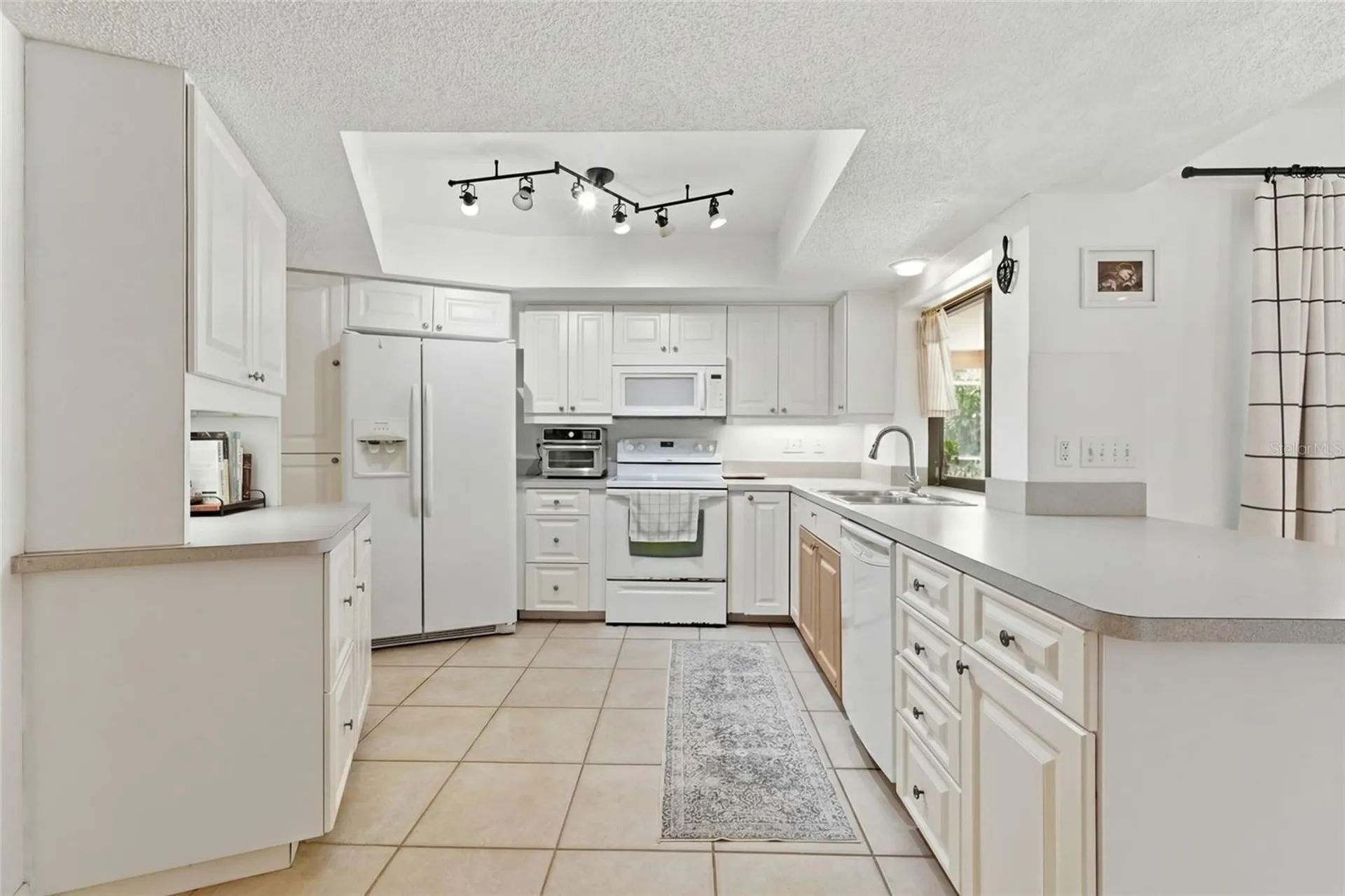 3927 Country View Lane Sarasota FL 34233