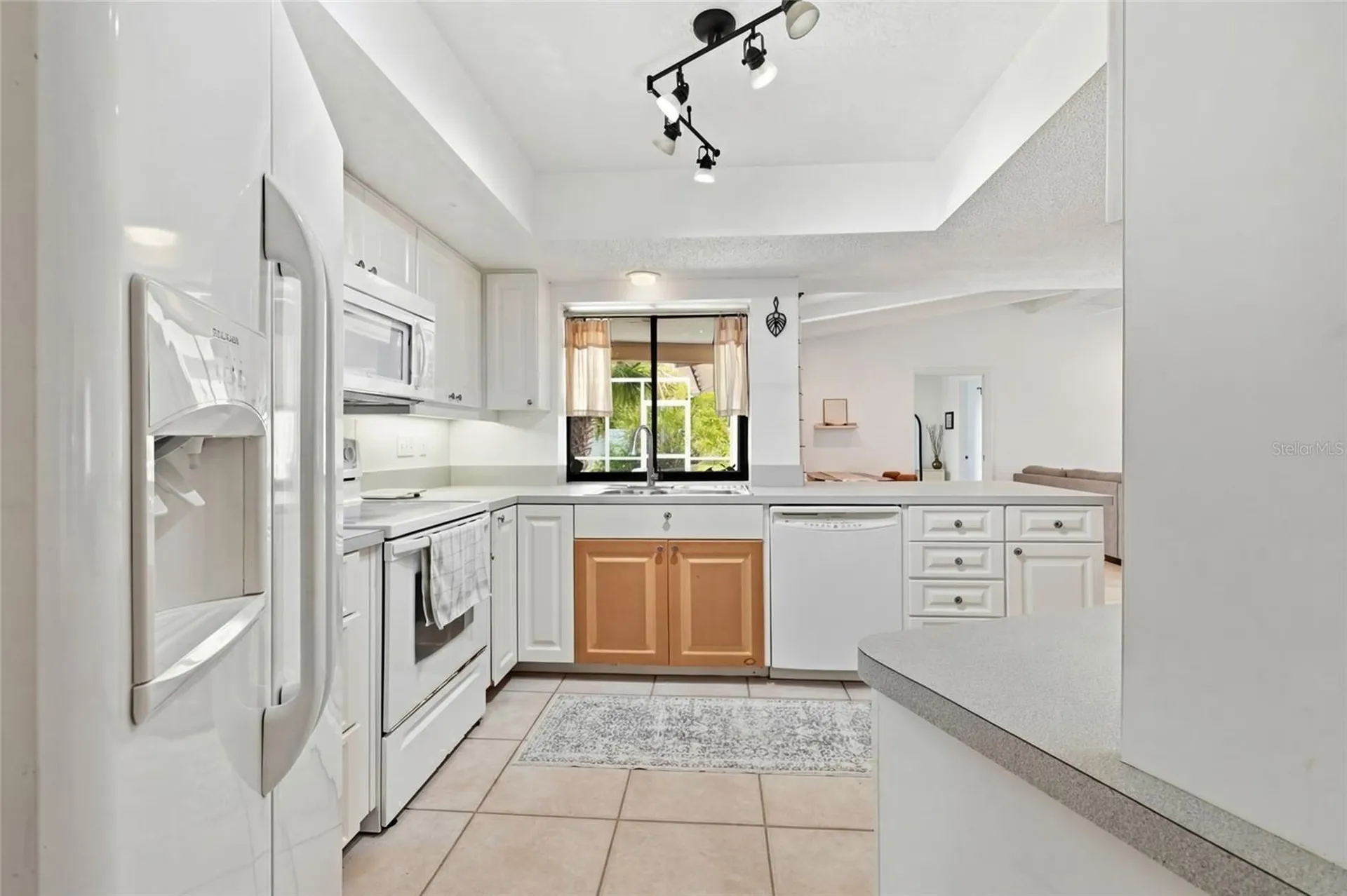 3927 Country View Lane Sarasota FL 34233