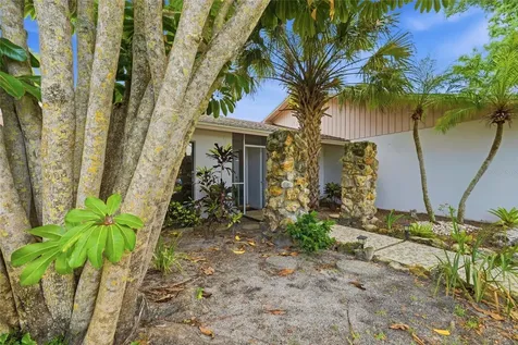 3927 Country View Lane Sarasota FL 34233