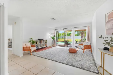 3927 Country View Lane Sarasota FL 34233