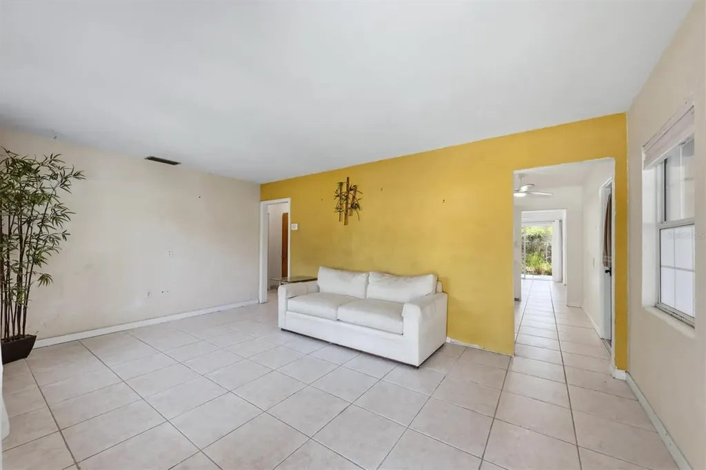 4003 Booth Place Sarasota FL 34231