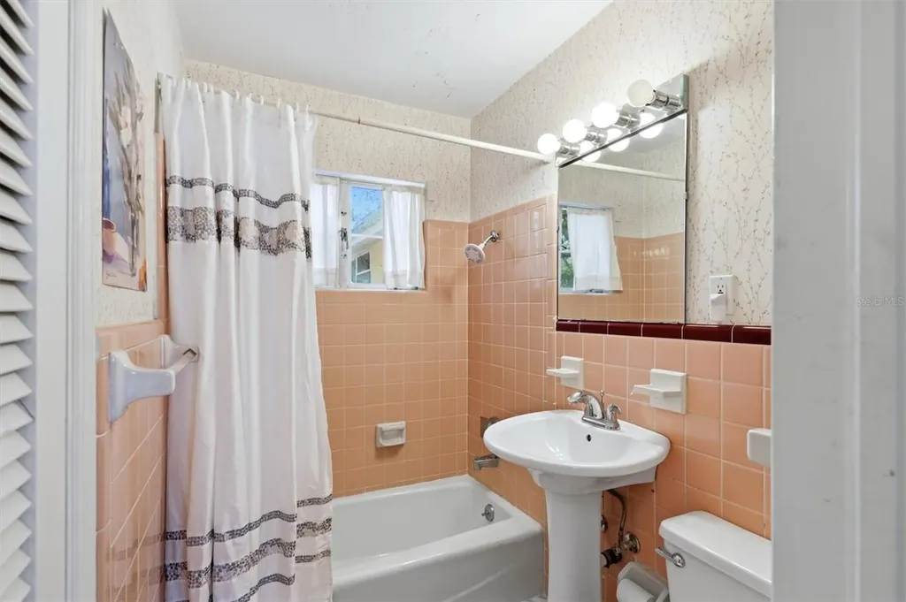4003 Booth Place Sarasota FL 34231