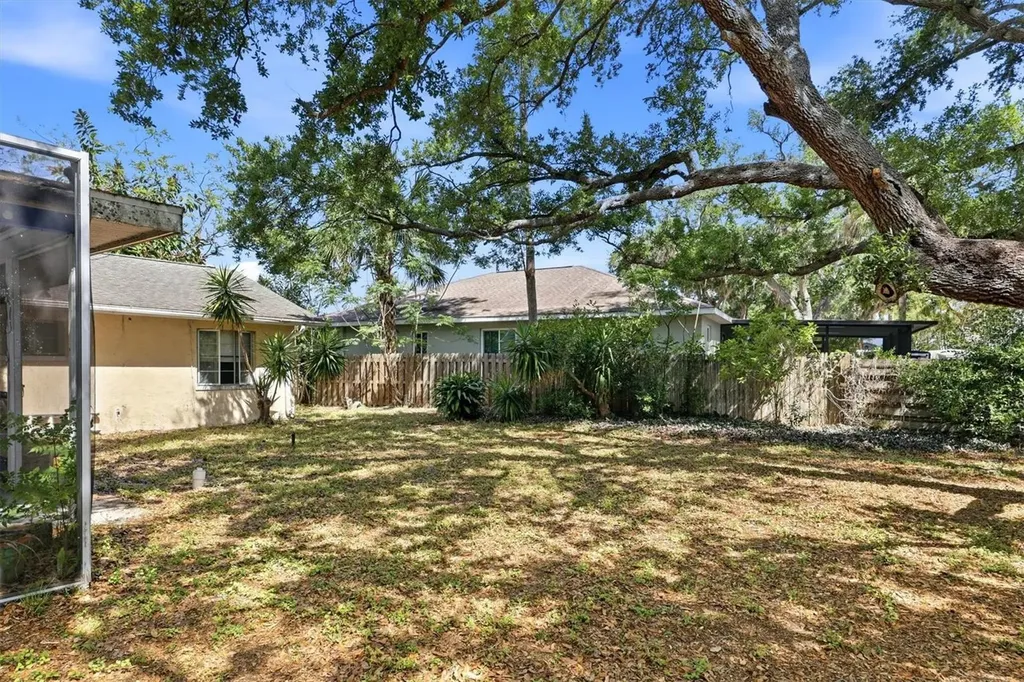 4003 Booth Place Sarasota FL 34231