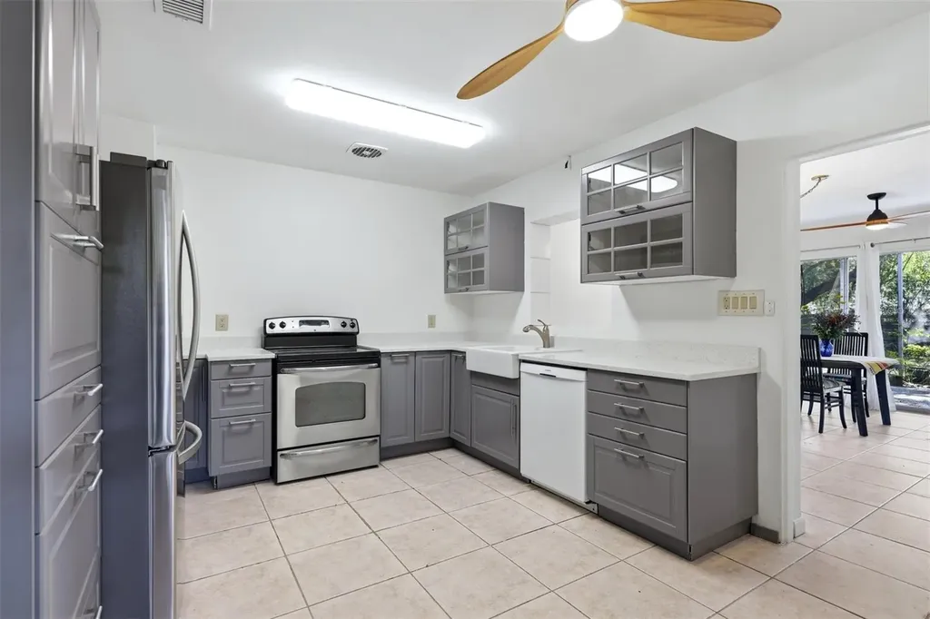 4003 Booth Place Sarasota FL 34231