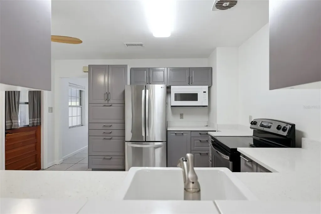 4003 Booth Place Sarasota FL 34231