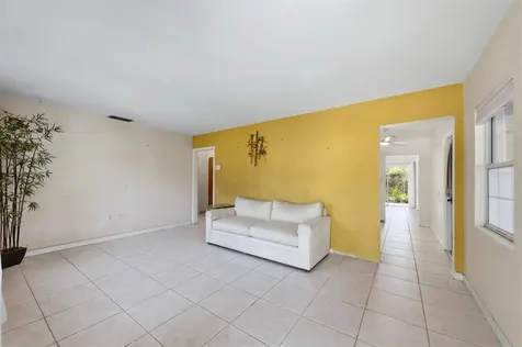 4003 Booth Place Sarasota FL 34231