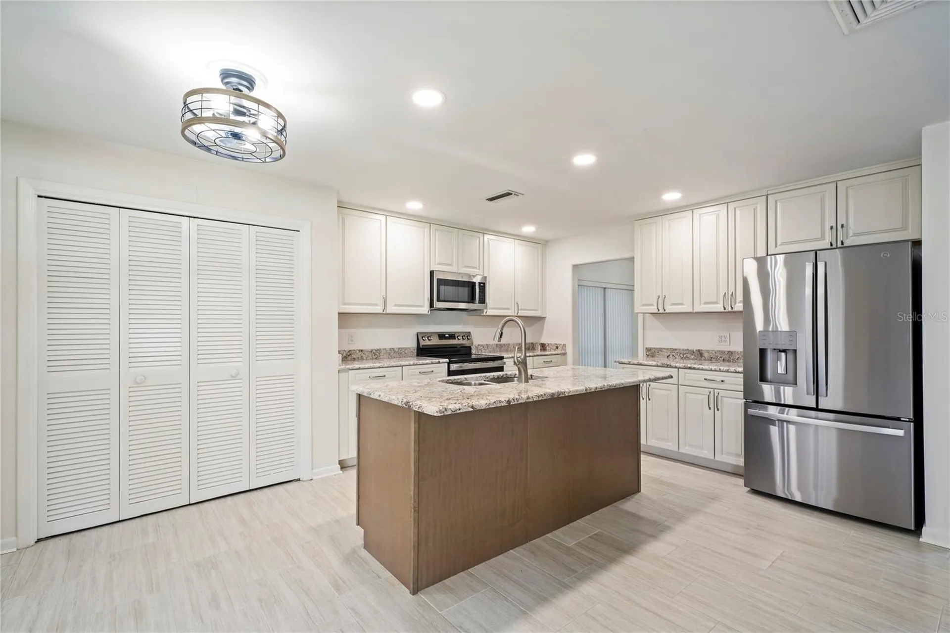 10403 Lake Carroll Way Tampa FL 33618