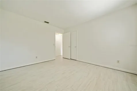 10403 Lake Carroll Way Tampa FL 33618