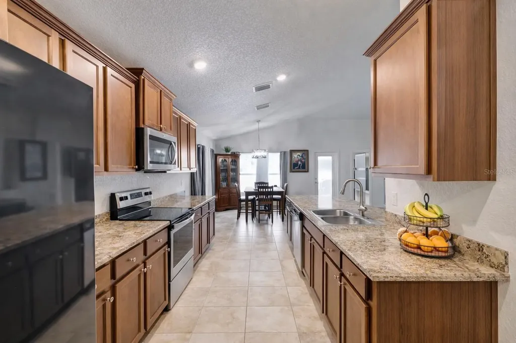 4448 NW 2nd Court Ocala FL 34475