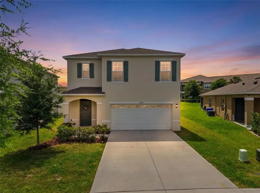 2557 Shamrock Street Tavares FL 32778