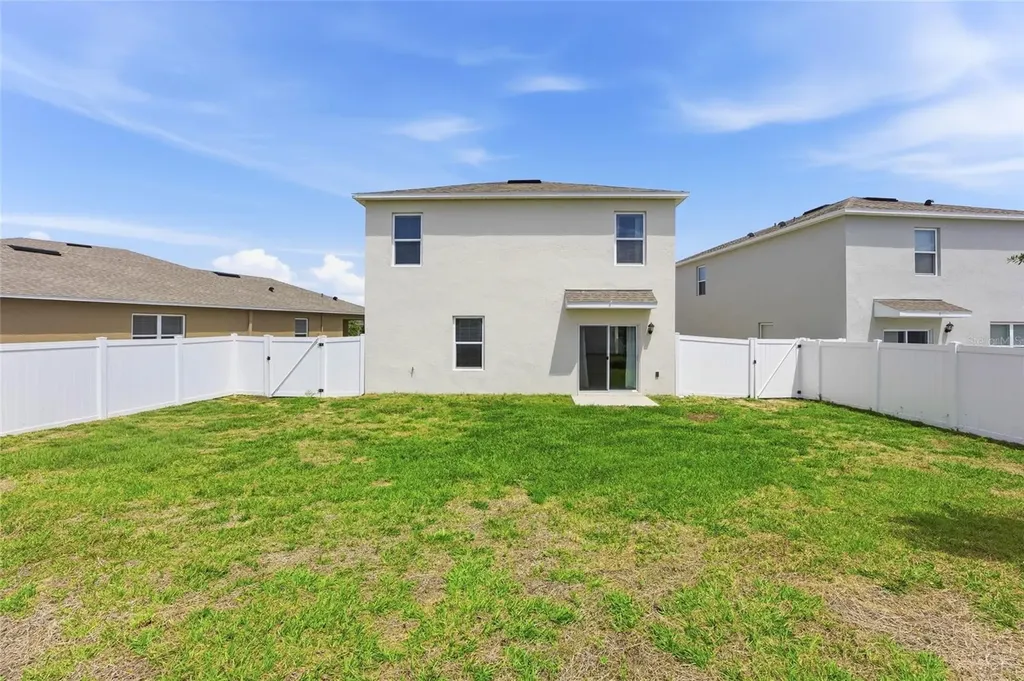 2557 Shamrock Street Tavares FL 32778