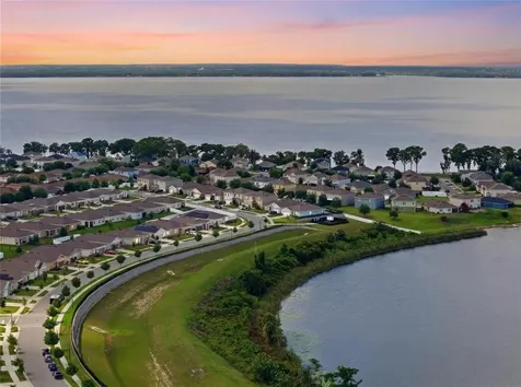 2557 Shamrock Street Tavares FL 32778