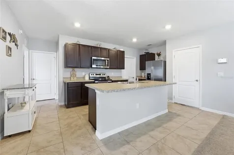 2557 Shamrock Street Tavares FL 32778