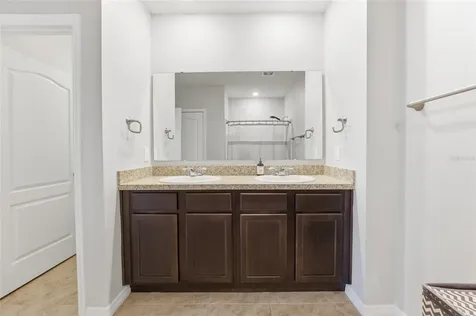 2557 Shamrock Street Tavares FL 32778