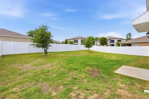2557 Shamrock Street Tavares FL 32778