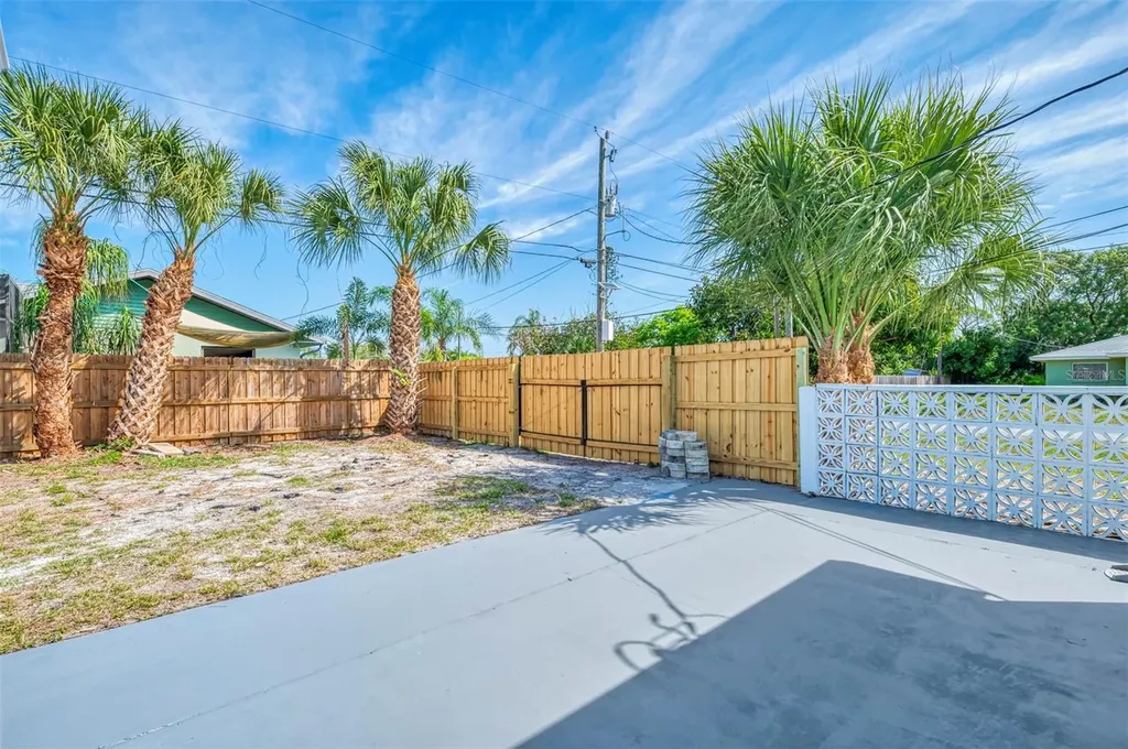 1316 S Venice Boulevard Venice FL 34293