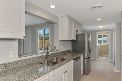1316 S Venice Boulevard Venice FL 34293