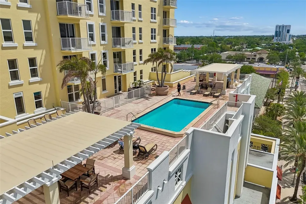 628 Cleveland Street Clearwater FL 33755