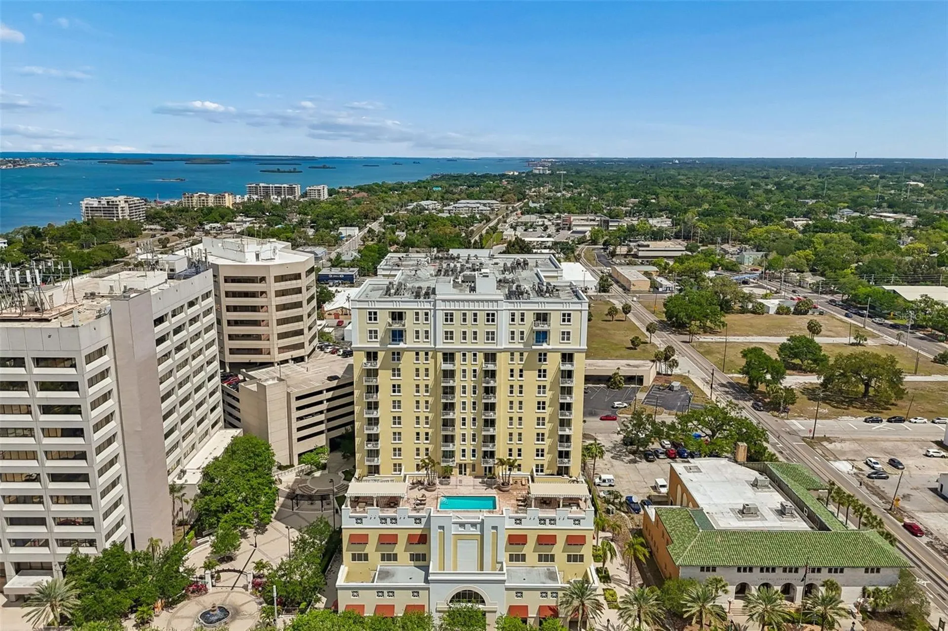 628 Cleveland Street Clearwater FL 33755