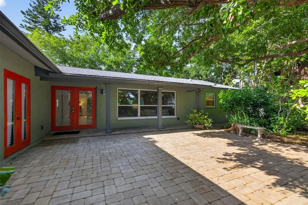 5200 14th Street NE St Petersburg FL 33703