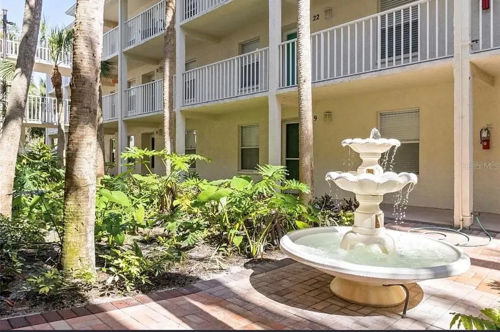 7294 Cloister Drive Sarasota FL 34231